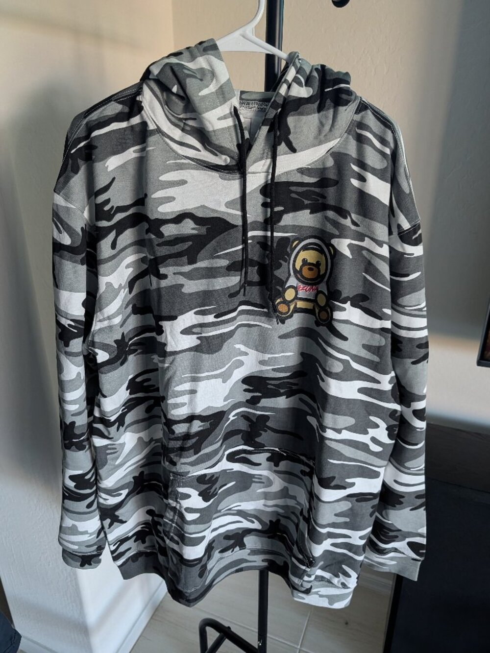 NWOT Ozuna Camo Bear Pullover Hoodie 2XL/XXL